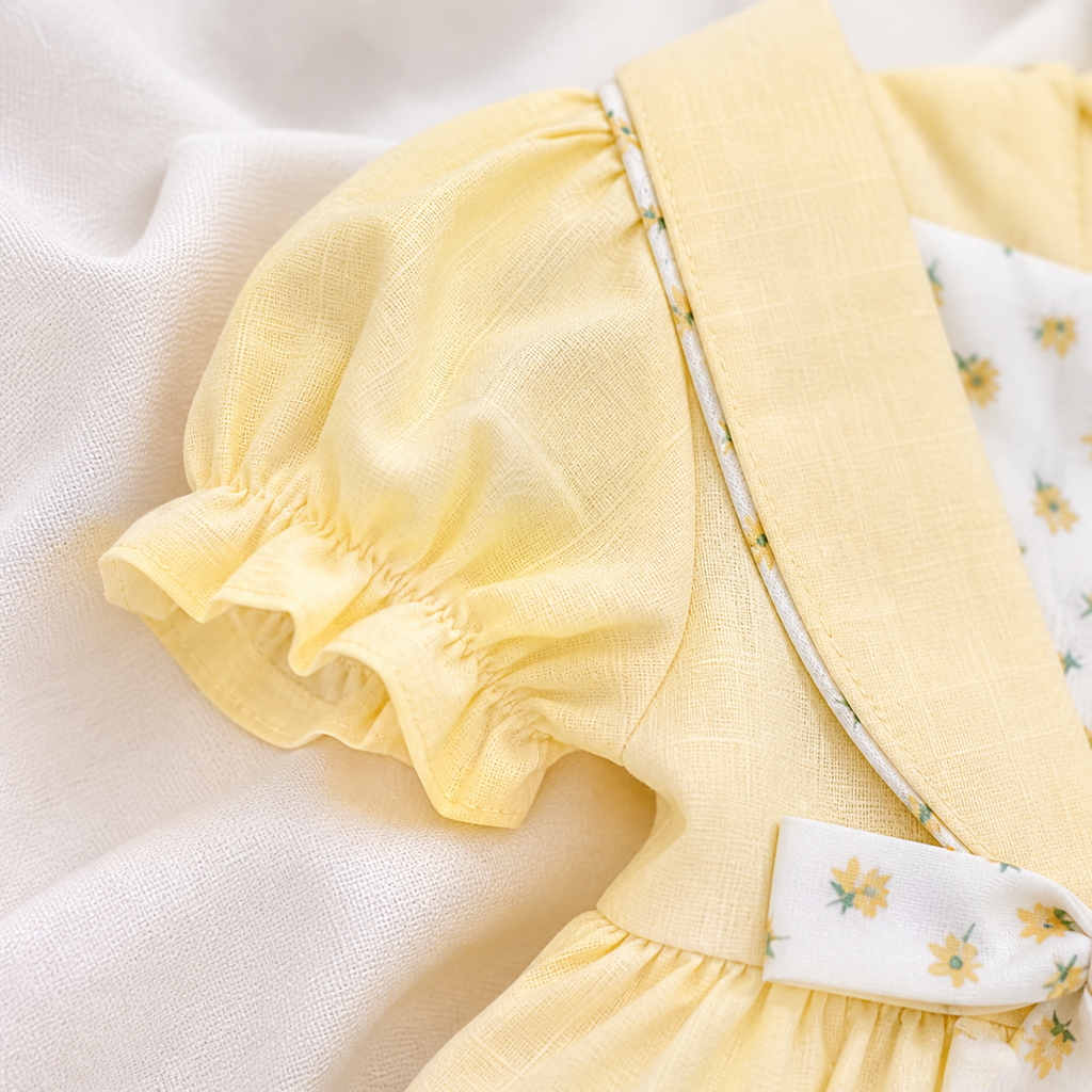 Robe d'Été Fleurie à Col Marin